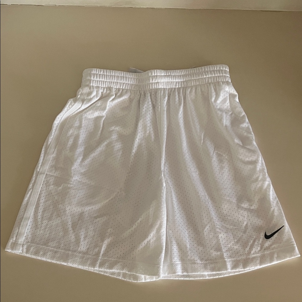 NWOT Nike Big Kids (Boys) Dri-Fit Mesh Shorts - Picture 4 of 4